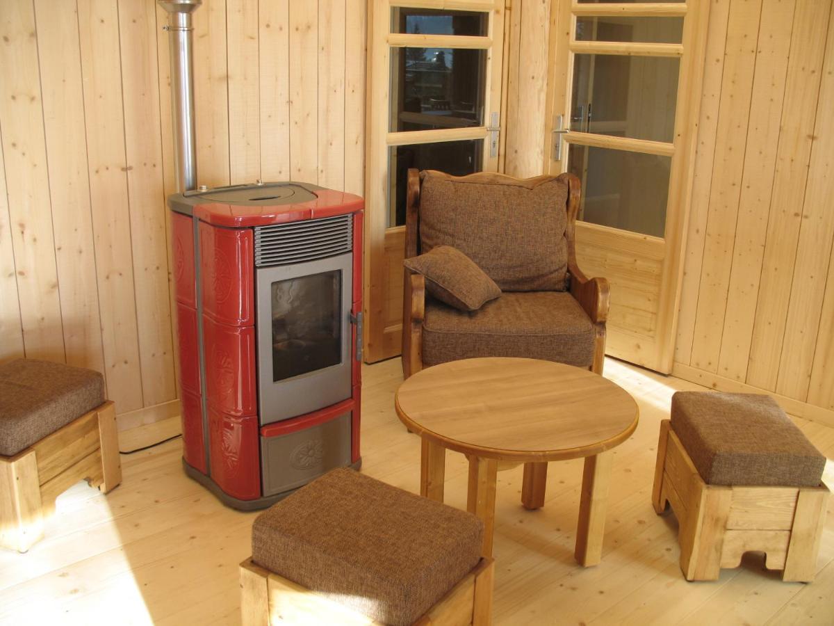 Les Loges Du Jura 4 Etoiles Apartment Nanchez Ngoại thất bức ảnh