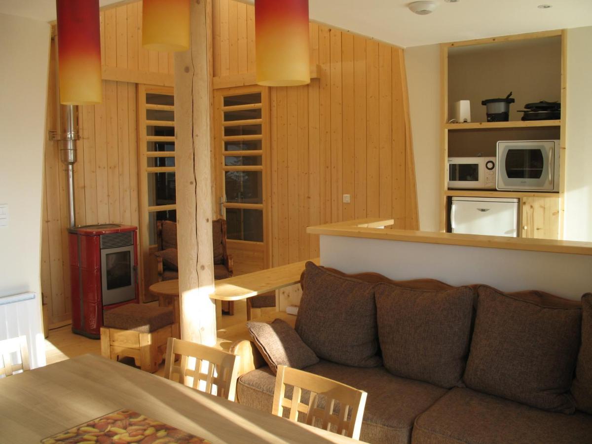 Les Loges Du Jura 4 Etoiles Apartment Nanchez Ngoại thất bức ảnh
